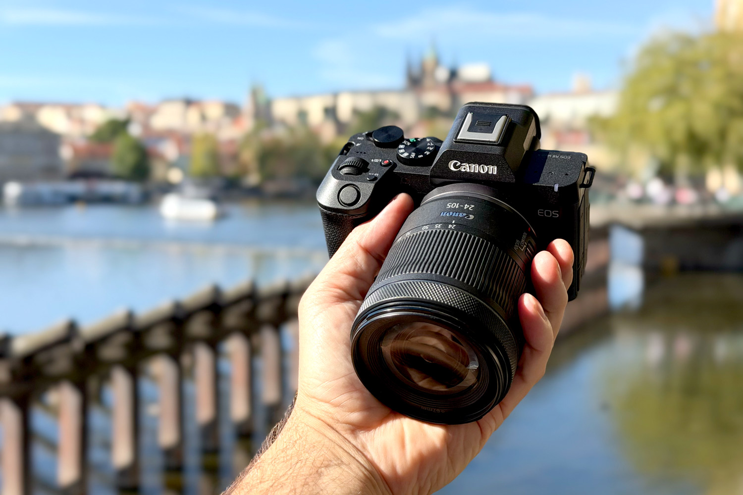 Canon R8 Mark II review