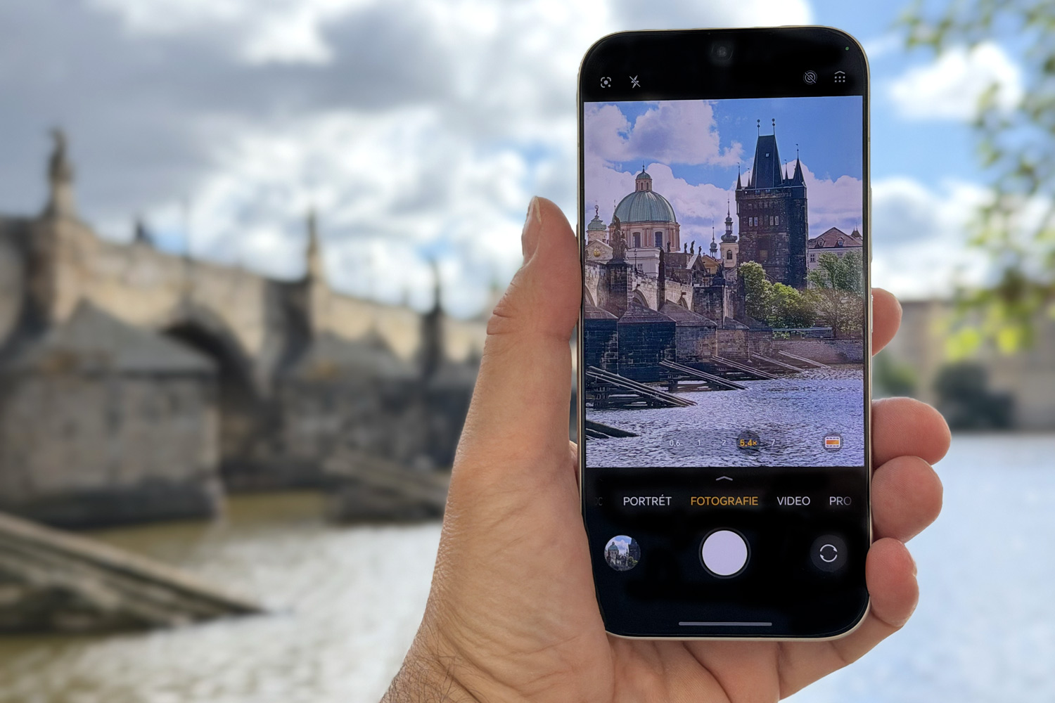 Honor 600 Pro Camera Review: 50 Sample Photos + Video