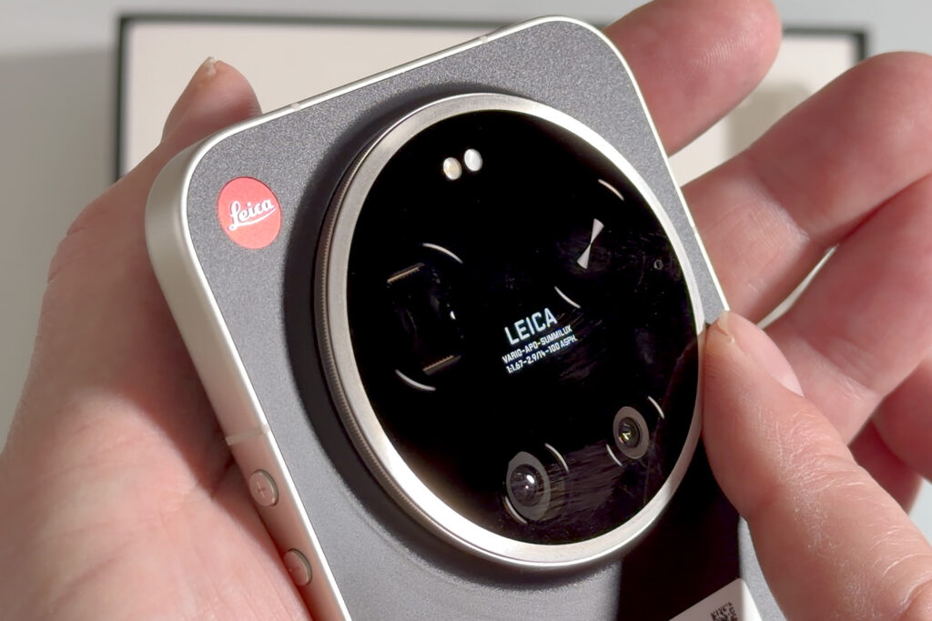 Leica Leitzphone: Hands-On Review, Unboxing & Camera Test
