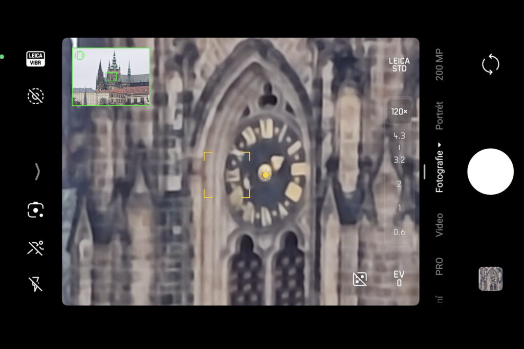Leica Leitzphone review - zooming