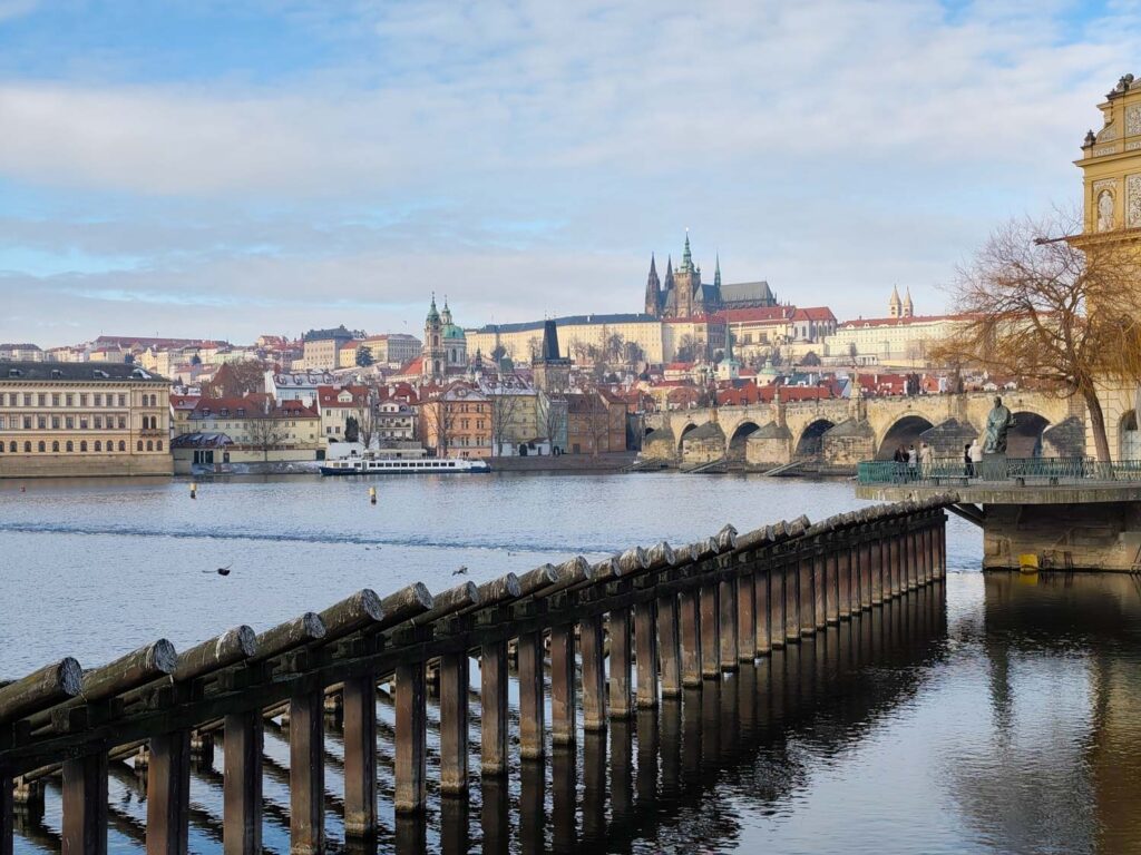 Xiaomi Redmi Note 15 Pro+ 5G - Prague castle
