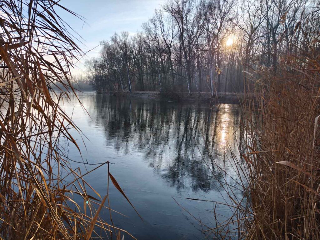 Xiaomi Redmi Note 15 Pro+ 5G review - landscape - lake