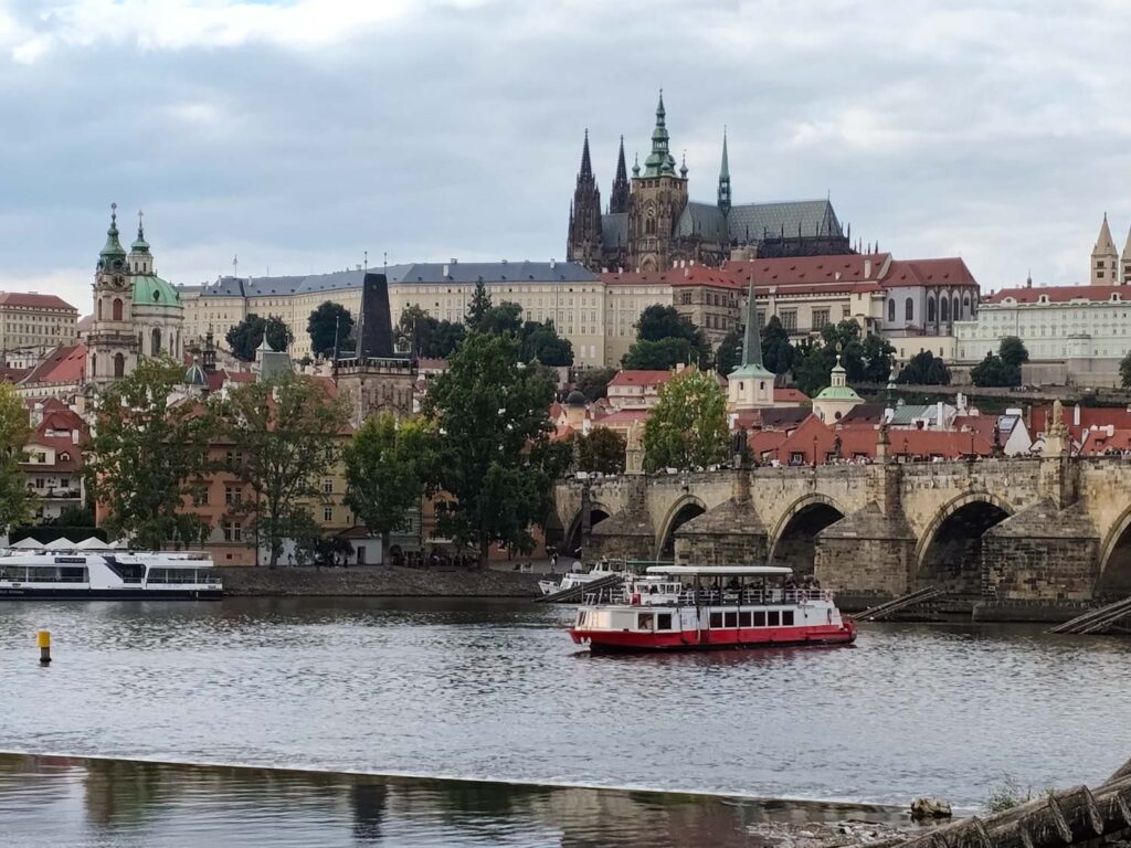 Xiaomi Redmi Note 17 Pro Max 5G review - Prague Castle