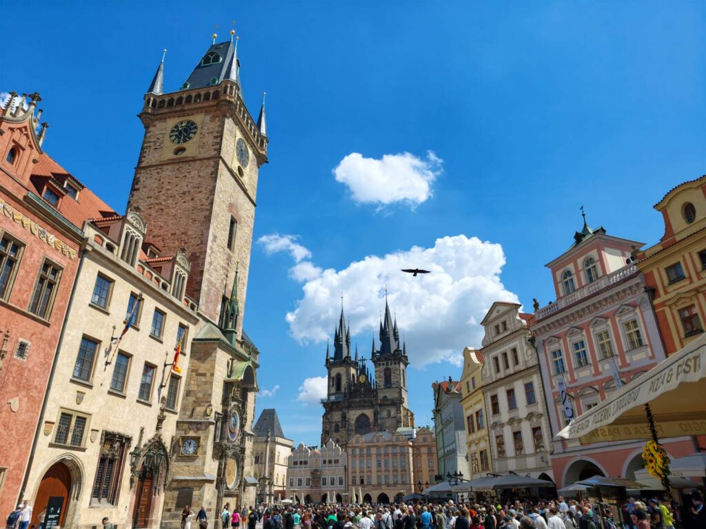 Xiaomi 17T Pro review, Old Town Square Prague