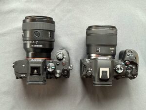 Canon EOS R6 Mark III vs Sony Alpha 7 V – Specs Comparison (Hands-On Impressions)