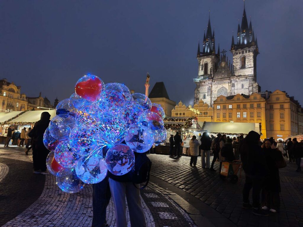 Honor 400 review - Prague - night