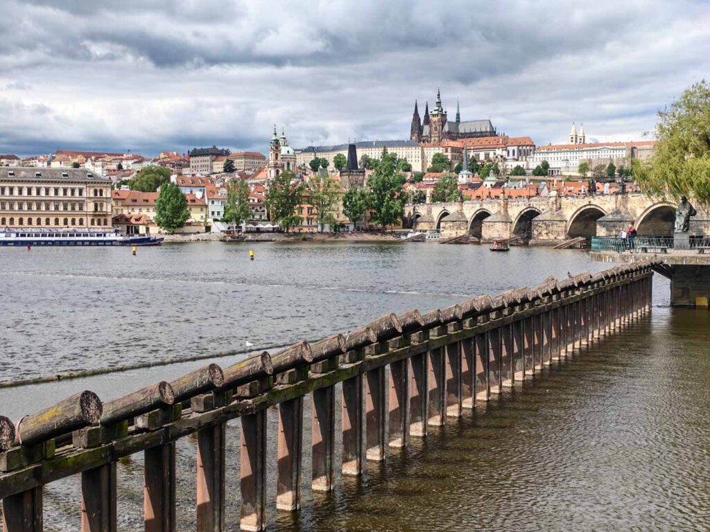Honor 600 Pro review - Prague