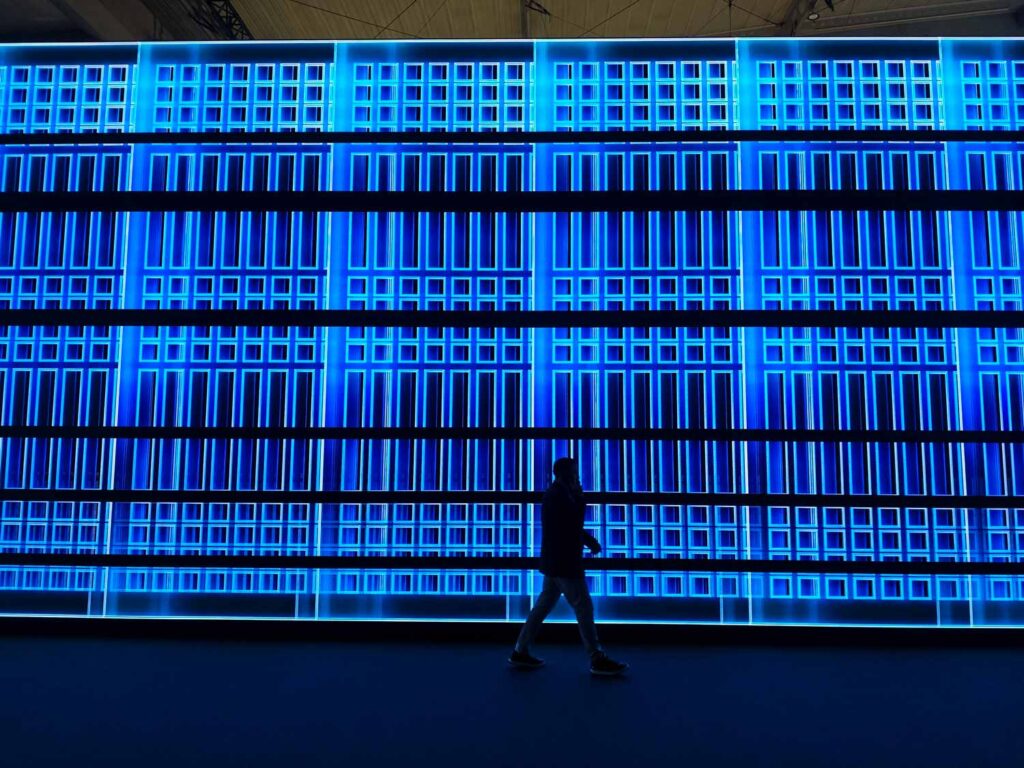 Xiaomi 17 Review - Barcelona - MWC - Lights